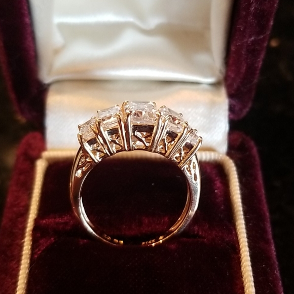 Solid 14KT 3ctw Emerald Cut Step Cut Band - Picture 2 of 8